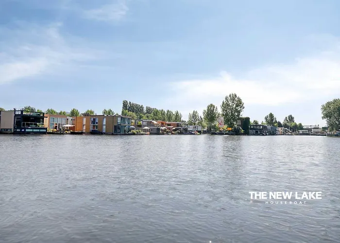 The New Lake Boathouse